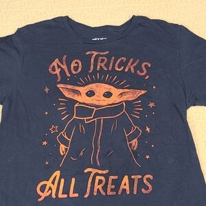 Star Wars Baby Yoda "No Tricks" Halloween T shirt size M